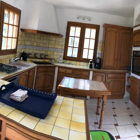 La Maison Des Sources Holiday home *